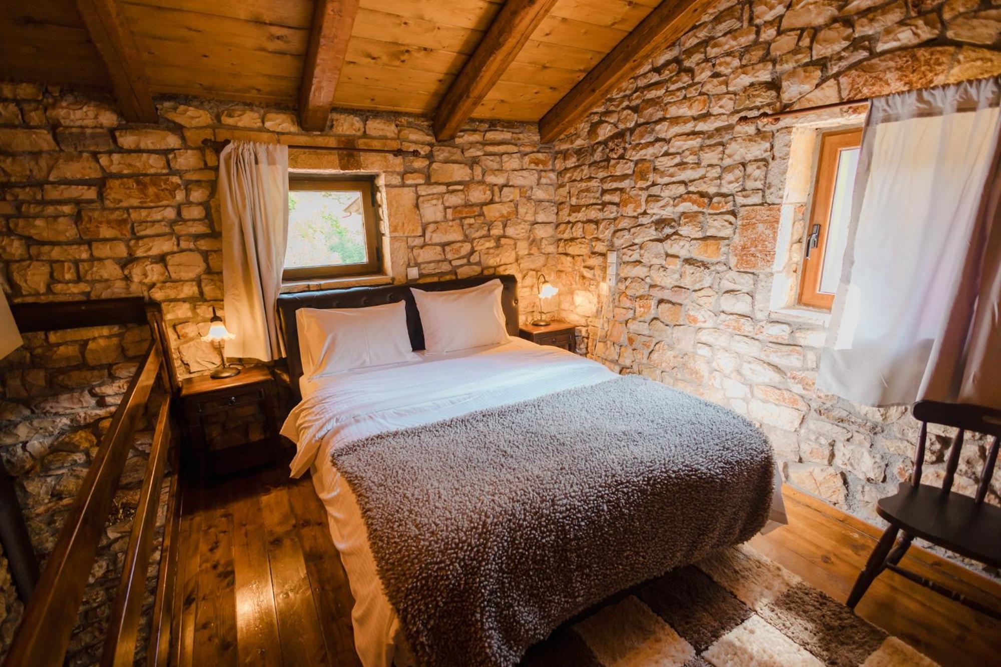 Georgio'S V Chalet Kalavrita Dış mekan fotoğraf