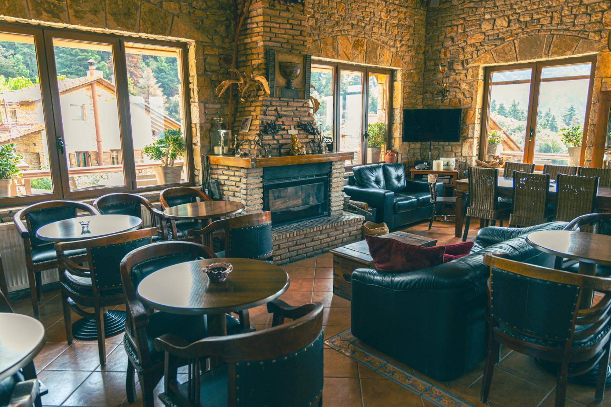 Georgio'S V Chalet Kalavrita Dış mekan fotoğraf